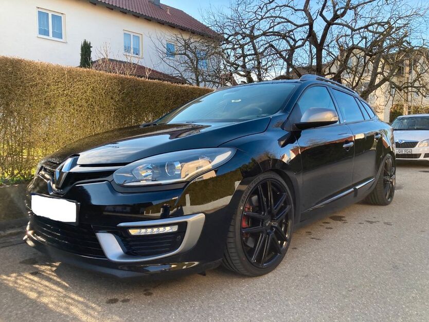 Renault Megane 130.225 km 10.499 € Burgau 89331