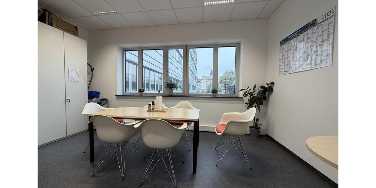 Zentral. Modern. Bürofläche in Ulm mit perfekter Infrastruktur zimmer