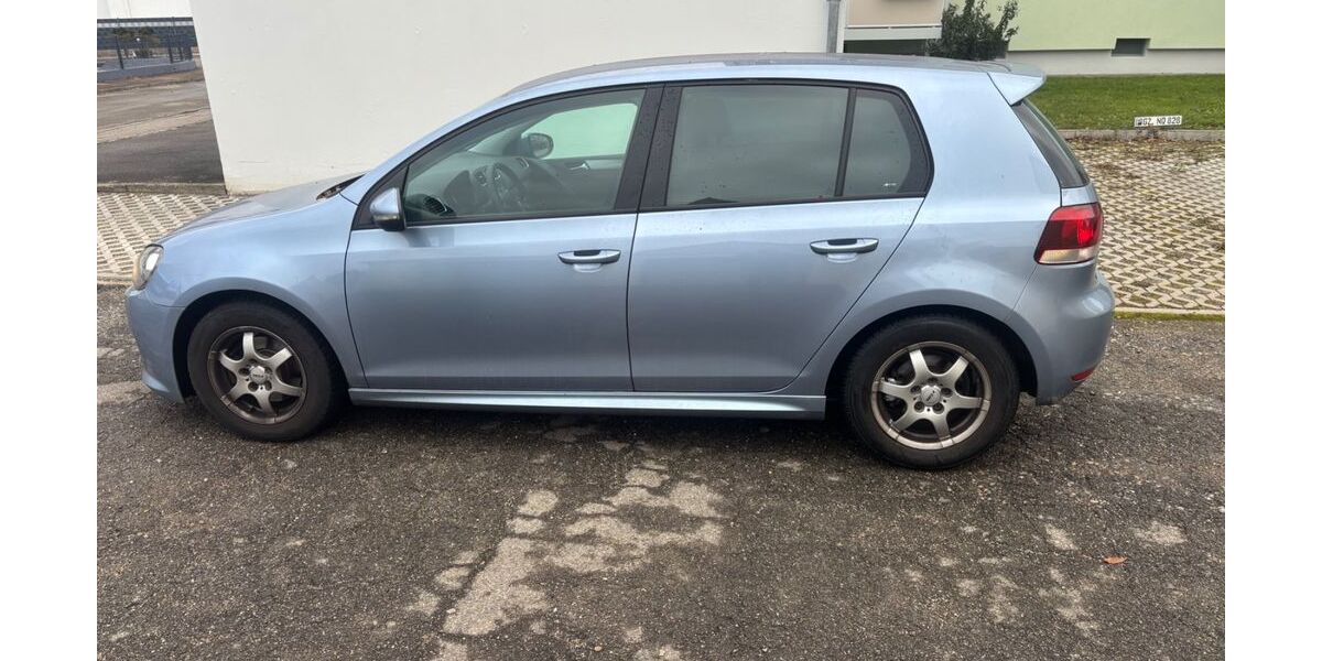 VW Golf 160.000 km 5.500 &euro; Günzburg 89312