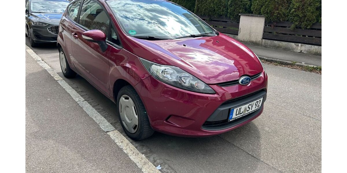 Ford Fiesta 80.000 km 2.699 &euro; Ulm 89077
