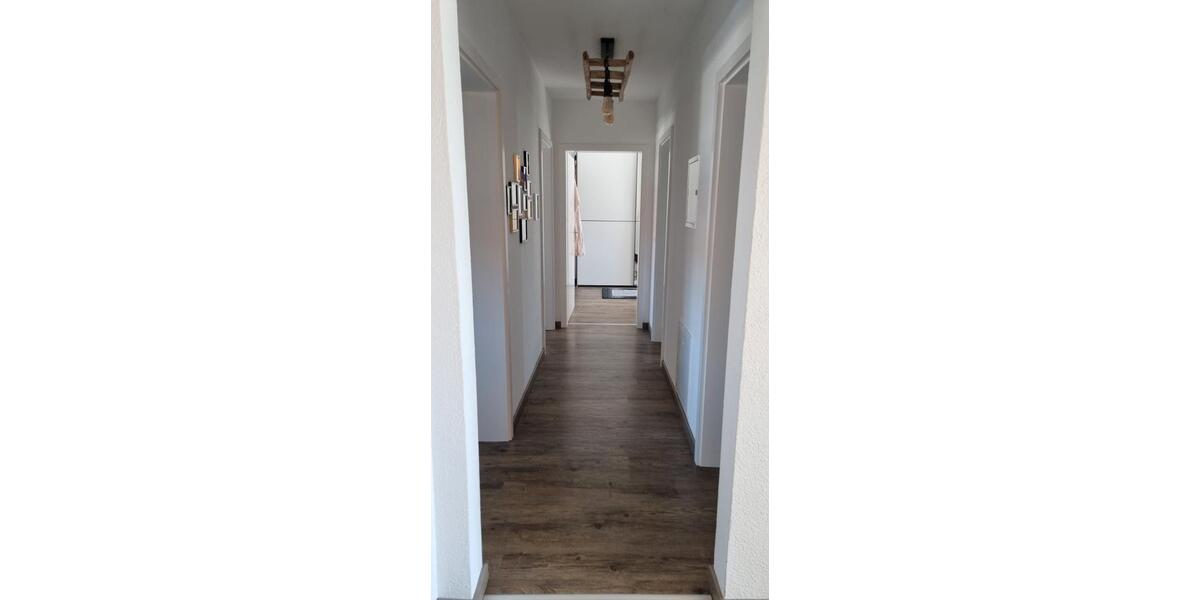 Dachgeschoßwohnung Bellenberg - 4 Zimmer, 112 m&sup2;, 390.000&euro; | Angebot:27116894