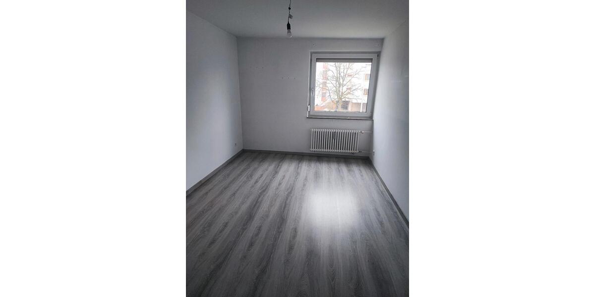 Etagenwohnung Ulm Söflingen - 4 Zimmer, 105 m&sup2;, 490&euro; | Angebot:26326701