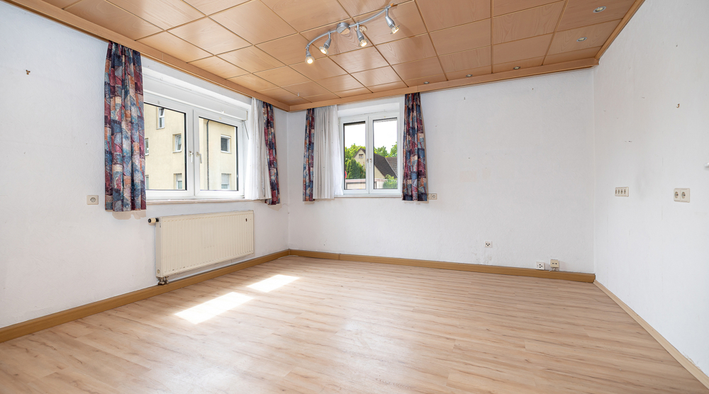 Ein bis Zweifamilienhaus mit Charme und Potenzial 8 zimmer