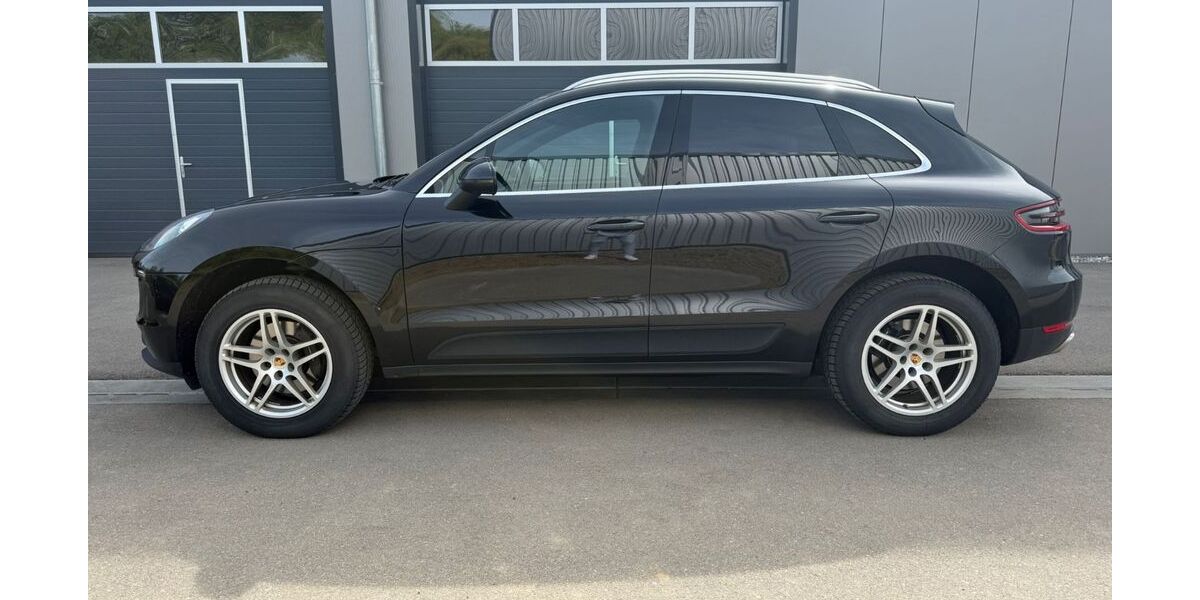 Porsche Macan 121.000 km 28.900 &euro; Ulm 89075