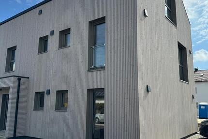 Wohnung Illertissen - 2.5 Zimmer, 63 m&sup2;, 900&euro; | Angebot:26089186