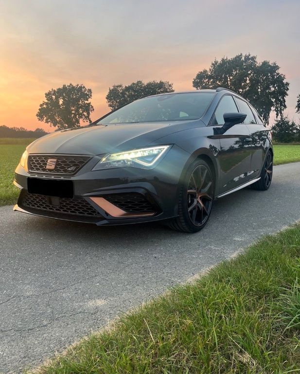 Seat Leon 80.500 km 25.990 € Laichingen 89150