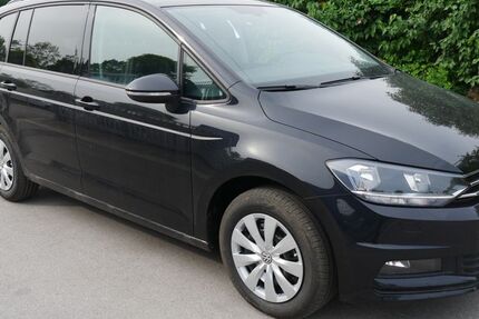 VW Touran 87.500 km 22.499 &euro; Laichingen 89150
