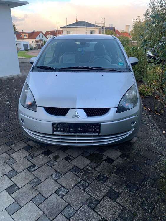 Mitsubishi Colt 137.014 km 3.200 € Allmendingen 89604