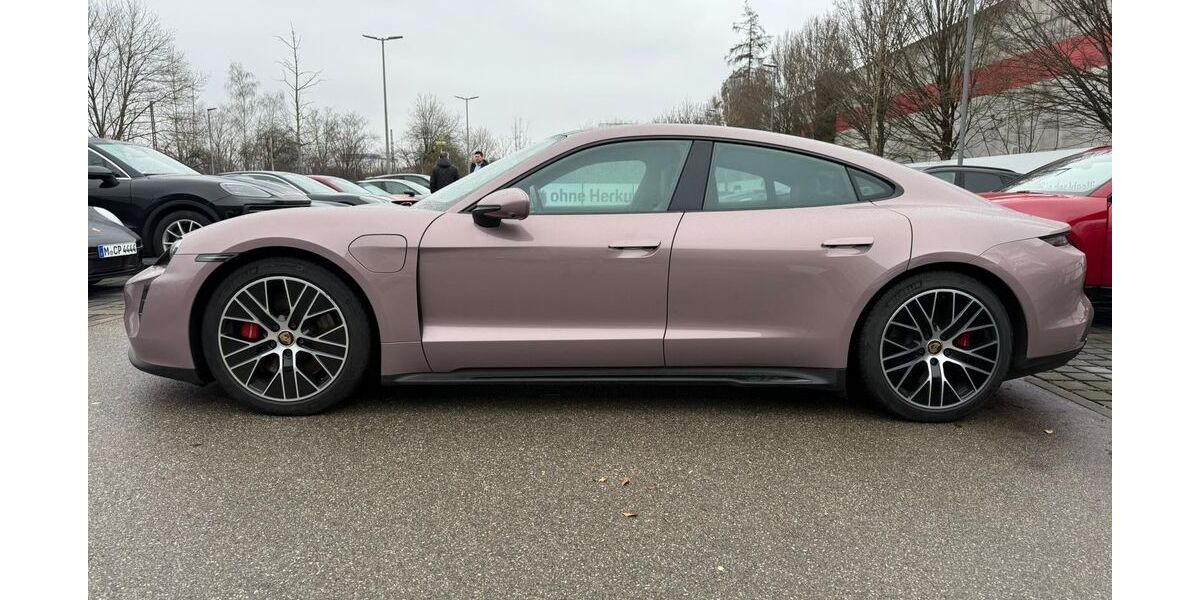 Porsche Taycan 91.000 km 62.800 &euro; Ulm 89075