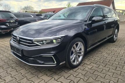 VW Passat Variant