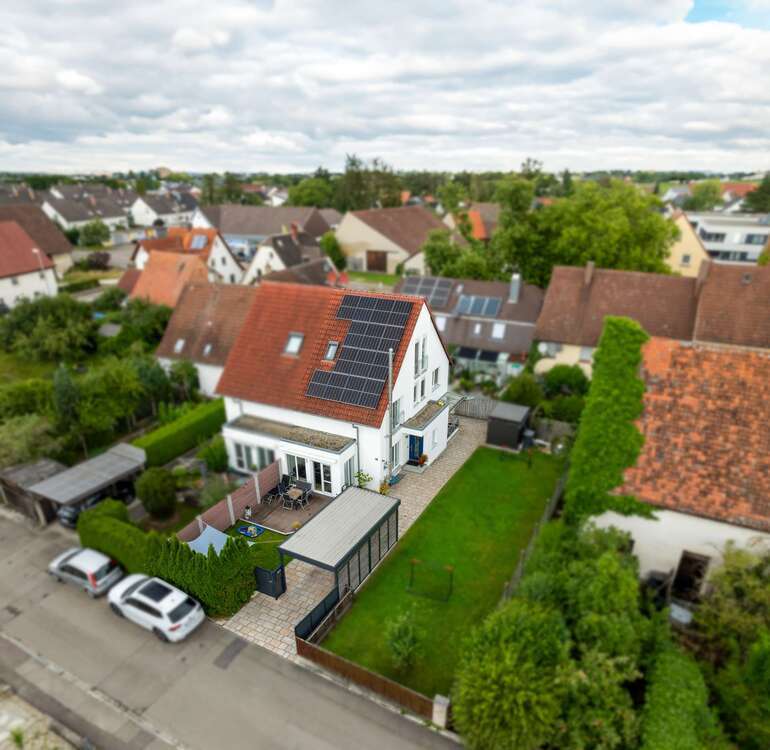 Haus zum Kaufen in Langenau 525.000 € 120.88 m²