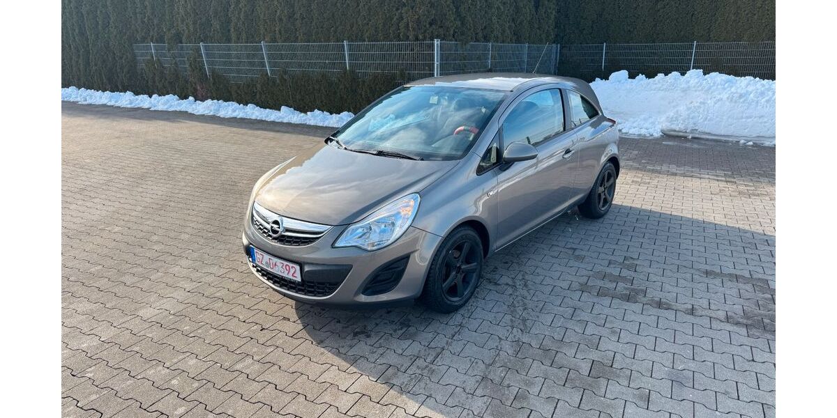 Opel Corsa 124.000 km 3.990 &euro; Kötz 89359