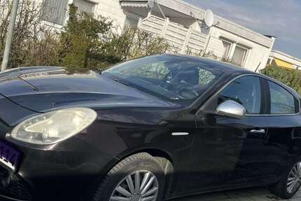 Alfa Romeo Giulietta 121.000 km 5.300 &euro; Erbach 89155