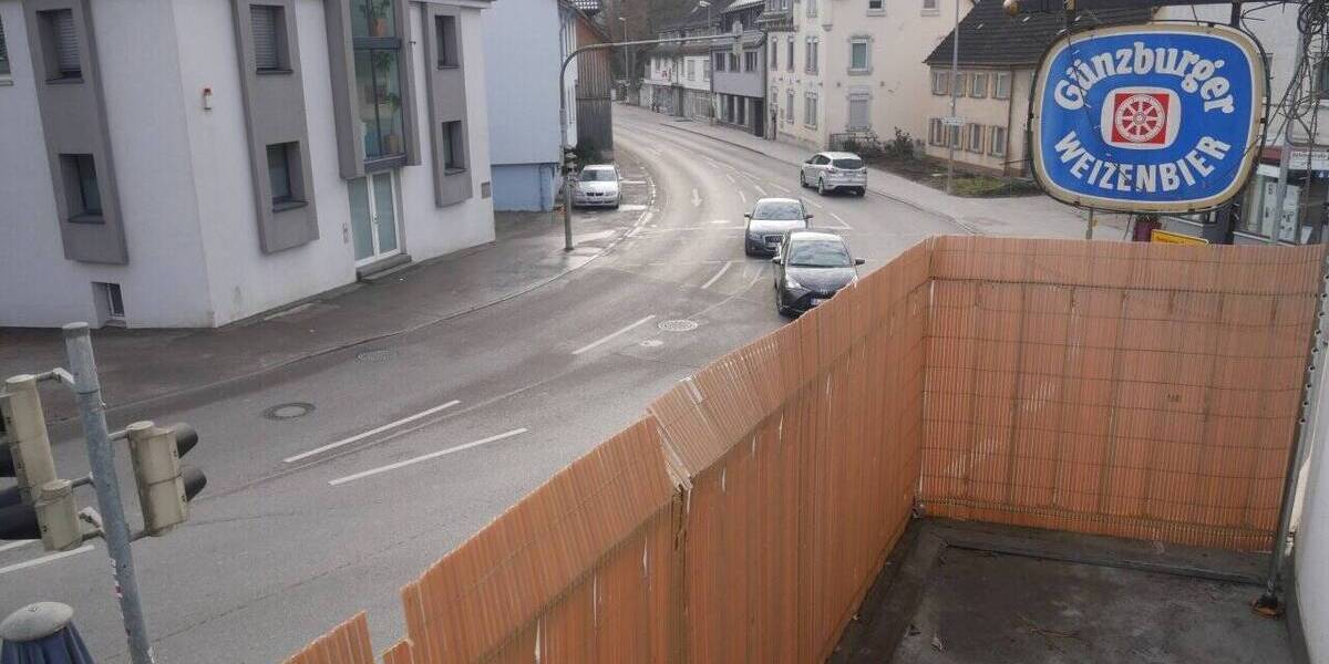 3 Wohnungen im Gesamtpaket in Herrlingen zu verkaufen 5 zimmer