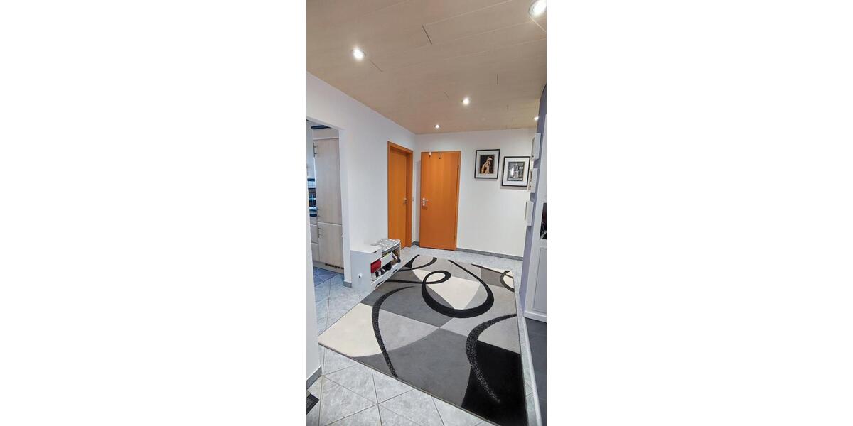 Etagenwohnung Ehingen (Donau) - 3 Zimmer, 79 m&sup2;, 295.000&euro; | Angebot:27081111