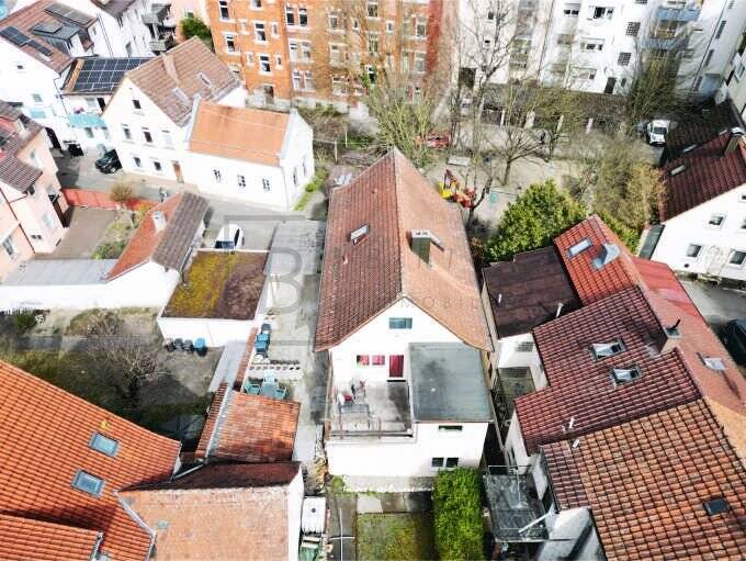 Mehrfamilienhaus, Wohnhaus Neu-Ulm Stadtmitte - 9 Zimmer, 260 m&sup2;, 1.040.000&euro; | Angebot:19953245