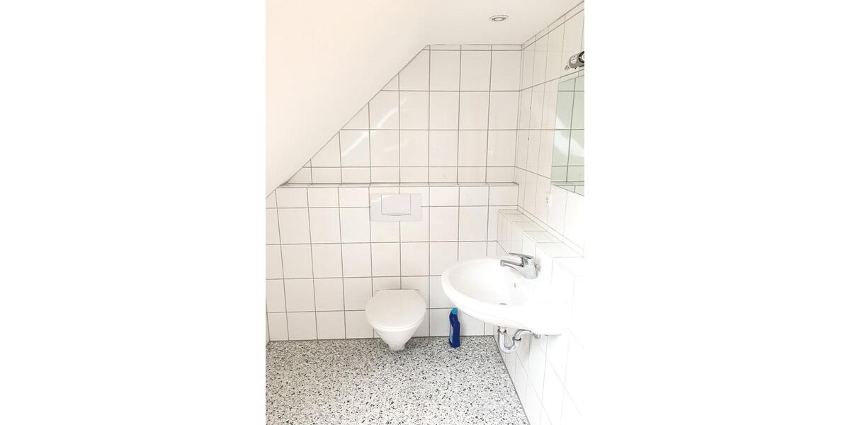 Dachgeschoßwohnung Ulm Söflingen - 2 Zimmer, 40 m&sup2;, 450&euro; | Angebot:24803405