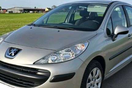 Peugeot 207 50.000 km 4.500 &euro; Ulm 89077