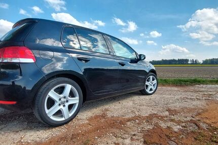 VW Golf 104.000 km 7.300 &euro; Schwendi 88477