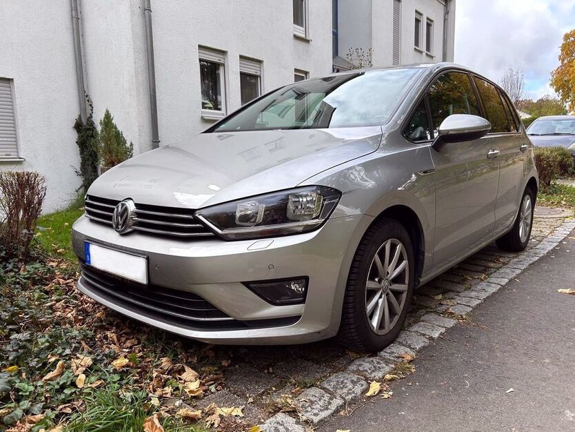 VW Golf Sportsvan 86.558 km 8.880 € Dornstadt / Ulm direkt an der A8-Ausfahrt Ulm-West 89160