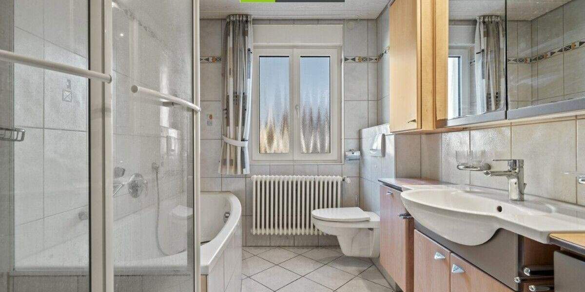 Charmantes Einfamilienhaus mit Altbau-Charme und Modernisierungen in der Ulmer Weststadt! 5 zimmer