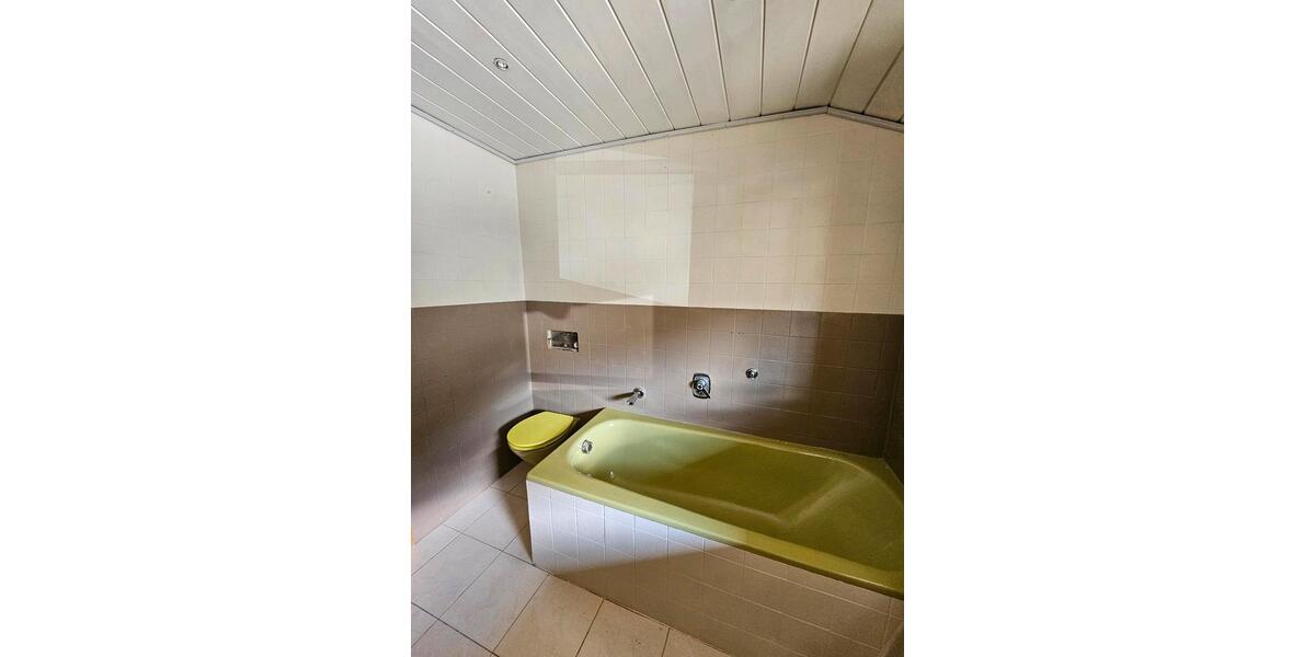 Mehrfamilienhaus, Wohnhaus Blaustein - 4 Zimmer, 164 m&sup2;, 1.550&euro; | Angebot:26255425