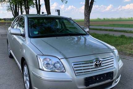Toyota Avensis 56.200 km 4.700 &euro; Nersingen 89278