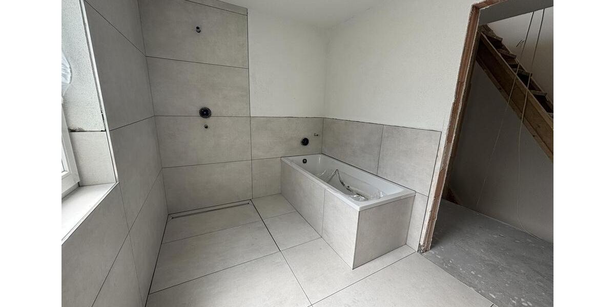 Doppelhaushälfte Illertissen - 6 Zimmer, 138 m&sup2;, 1.750&euro; | Angebot:26438140