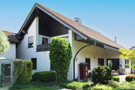 Wunderschönes EFH mit Ausbaumöglichkeit und parkähnlichem Grundstück in Illerkirchberg 5 zimmer