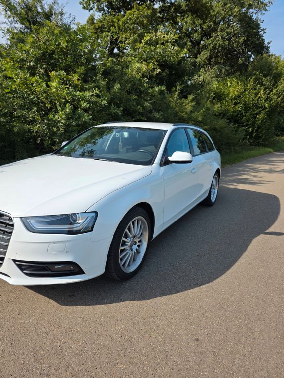 Audi A4 221.000 km 7.650 € Offingen 89362