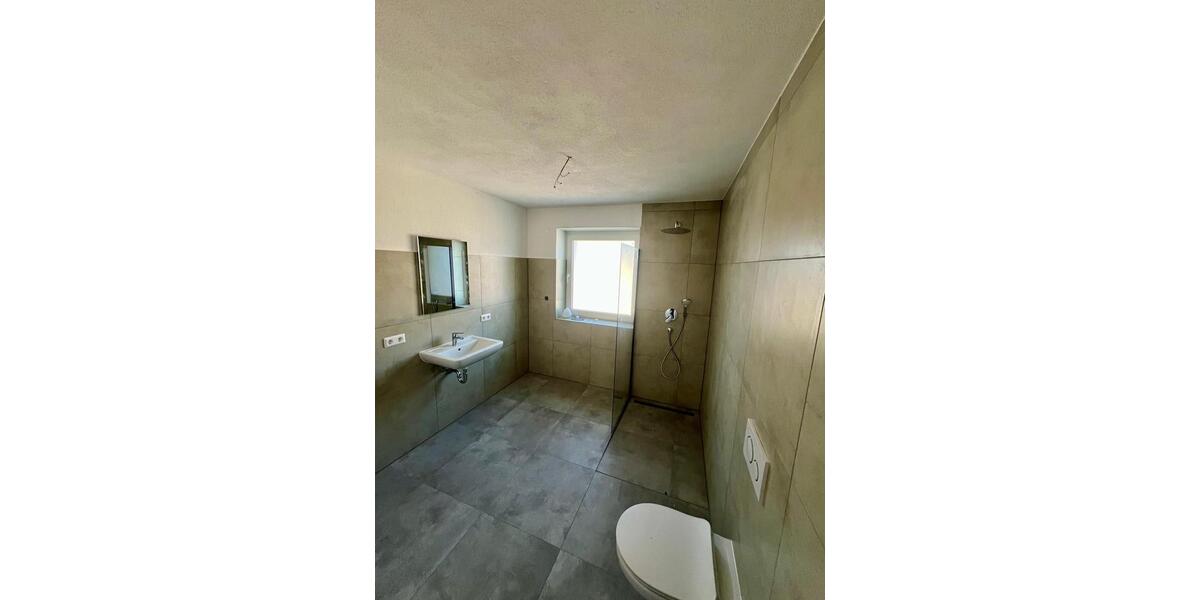Mehrfamilienhaus, Wohnhaus Bernstadt - 10 Zimmer, 270 m&sup2;, 690.000&euro; | Angebot:26692495