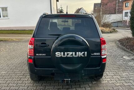 Suzuki Grand Vitara 178.600 km 3.650 &euro; Schwendi 88477