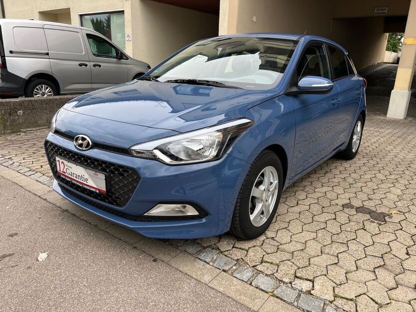 i20