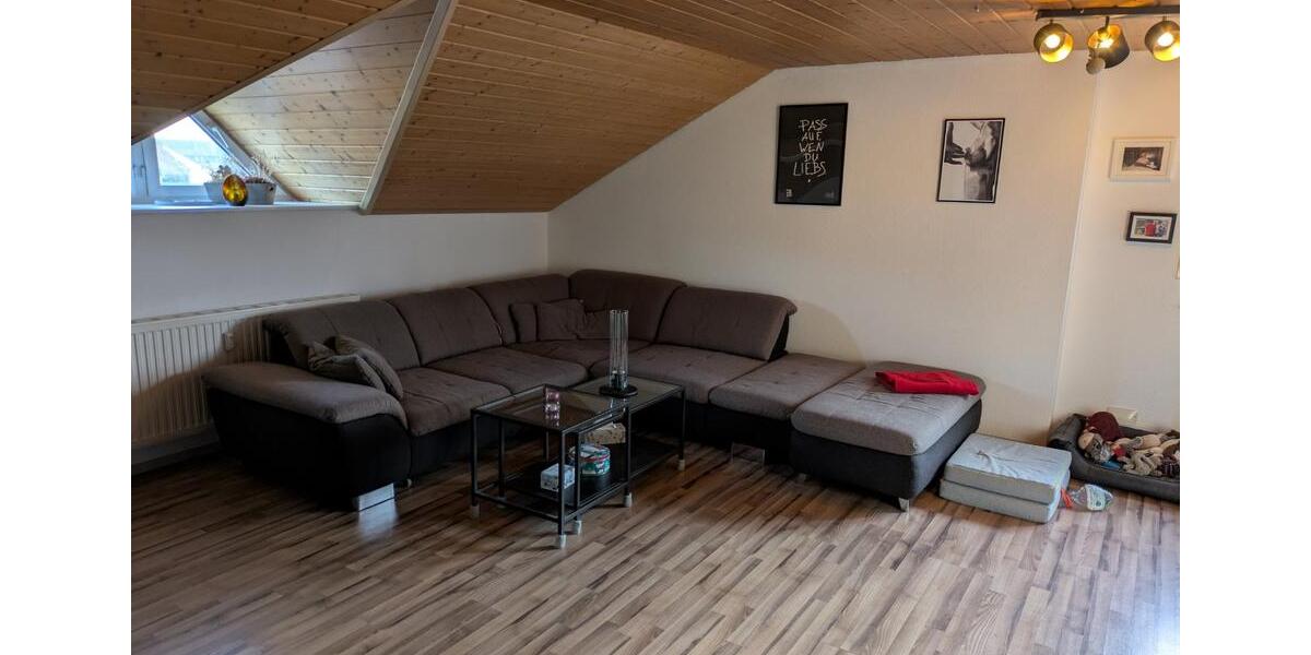 Dachgeschoßwohnung Illerrieden - 3.5 Zimmer, 90 m&sup2;, 840&euro; | Angebot:25374977