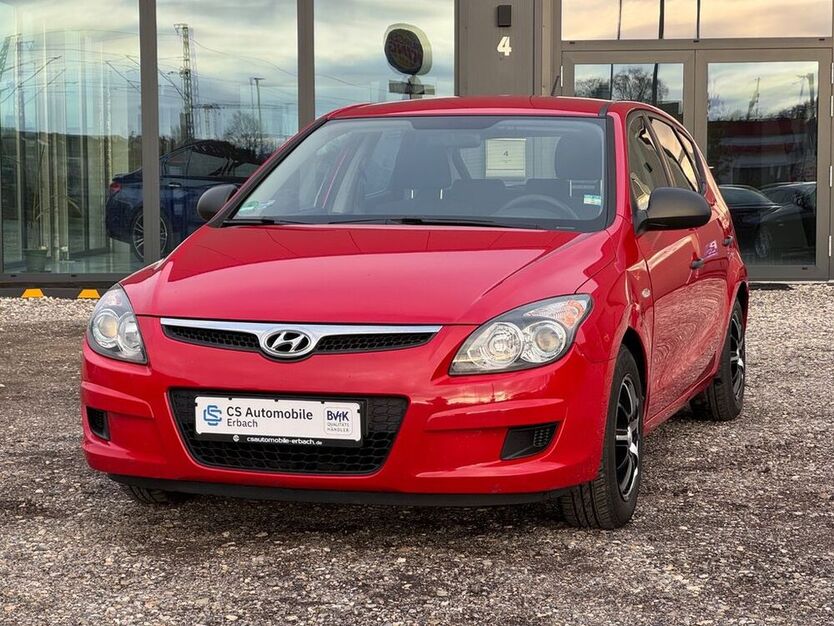 i30