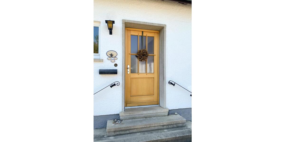 Etagenwohnung Langenau - 5 Zimmer, 135 m&sup2;, 2.000&euro; | Angebot:26297558