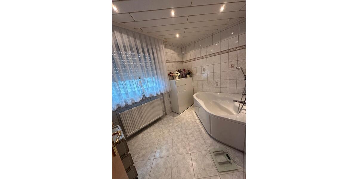 Reihenhaus Amstetten - 6 Zimmer, 144 m&sup2;, 1.650&euro; | Angebot:24276229