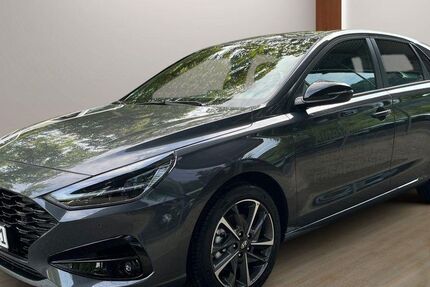 Hyundai i30 9.768 km 19.380 &euro; Geislingen 73312