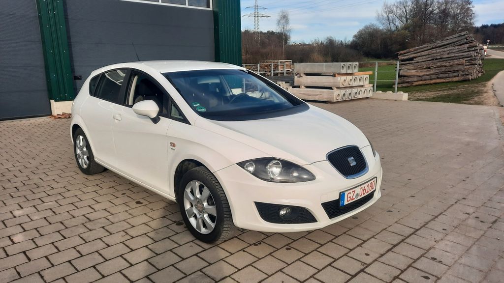 Seat Leon 156.000 km 2.499 &euro; Kötz 89359