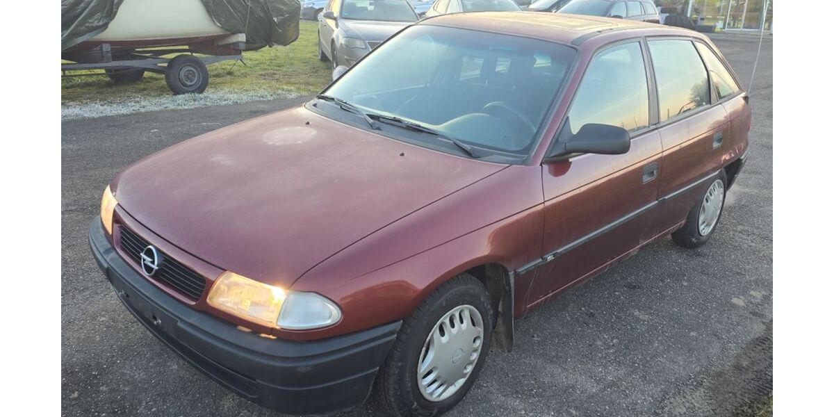 Opel Astra 39.000 km 1.199 &euro; Ichenhausen 89335