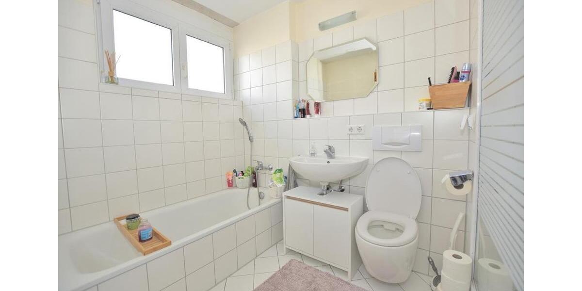 Reihenhaus Erbach - 4 Zimmer, 125 m&sup2;, 1.790&euro; | Angebot:26325955