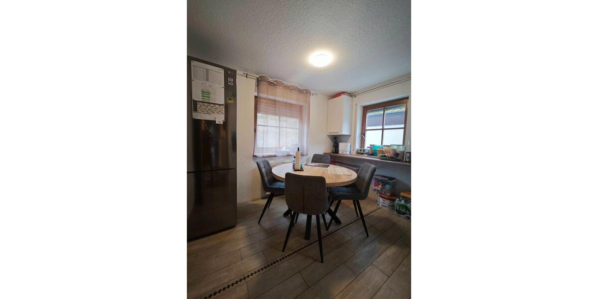 Hochparterre Kuchen - 2 Zimmer, 70 m&sup2;, 160.000&euro; | Angebot:27024815