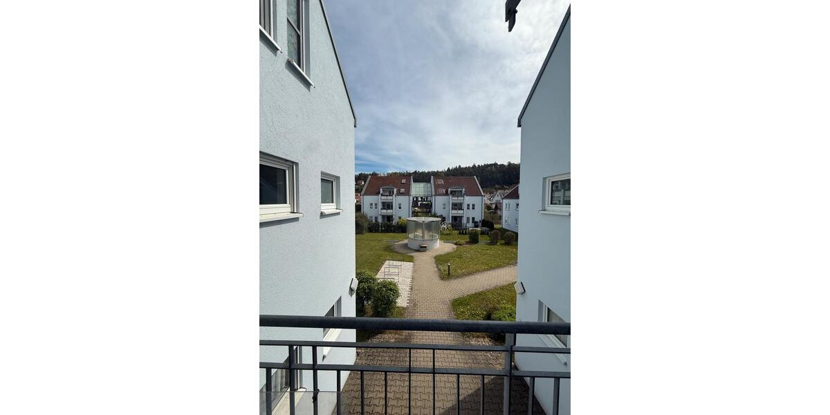 Etagenwohnung Blaustein - 3.5 Zimmer, 92 m&sup2;, 1.050&euro; | Angebot:26348677