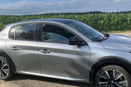 Peugeot e-208 36.000 km 17.777 &euro; Ulm 89079