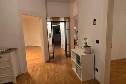 Wohngemeinschaft WG 5 zimmer