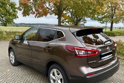Nissan Qashqai 107.000 km 18.200 € Langenau 89129