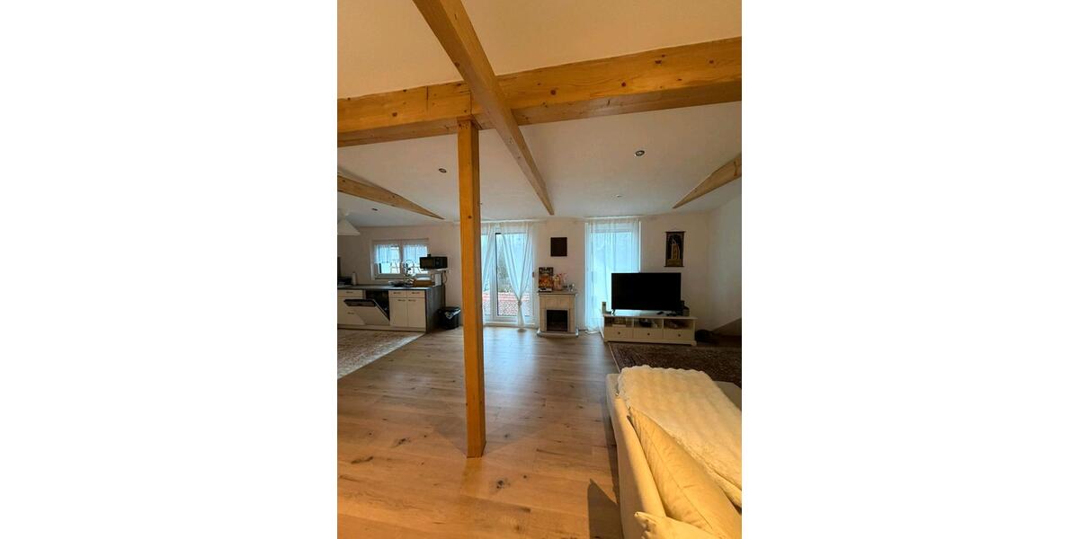 Etagenwohnung Holzheim - 3 Zimmer, 80 m&sup2;, 1.000&euro; | Angebot:24865811