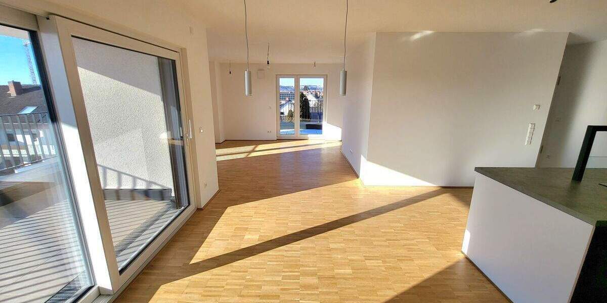 +++NU-Burlafingen, 3-Zi.-Penthouse, 137,09 m² Wfl., Aufzug in die Wohnung, Küche, 2 TG-Stpl.+++ 3 zimmer