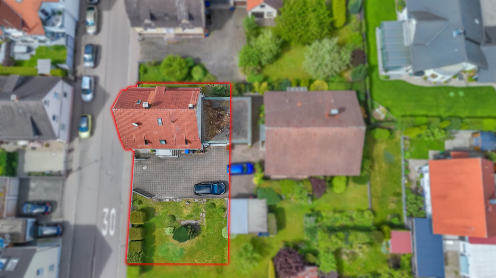 Ein bis Zweifamilienhaus mit Charme und Potenzial 8 zimmer