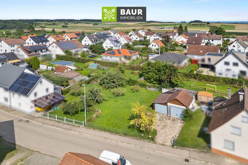 Attraktives Baugrundstück in gewachsener Nachbarschaft mitten in Bernstadt!